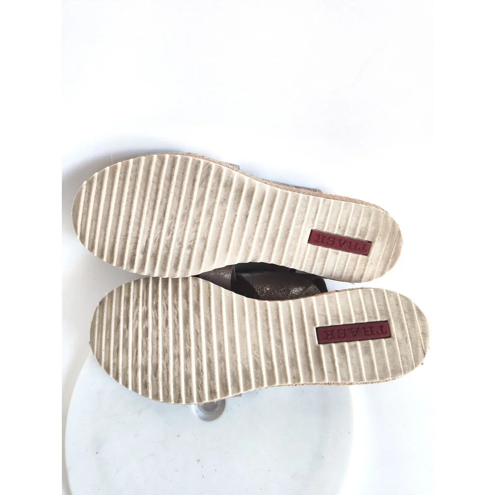 Trask Sandals 7.5 Espadrille Platform Metallic Silver Leather Strappy Boho Wedge